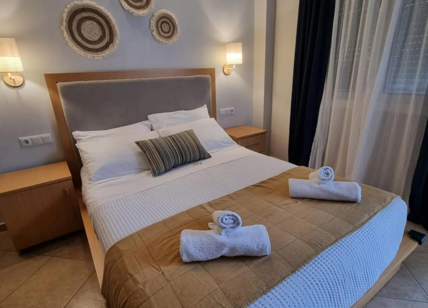 Greenhill Holiday Suites Sarti Oda ve Kahvaltı