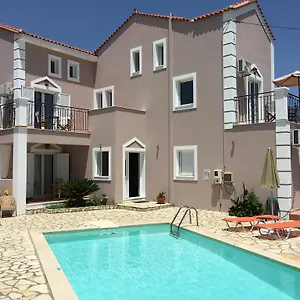 Ostria's House , Ratzaklíon Grecia